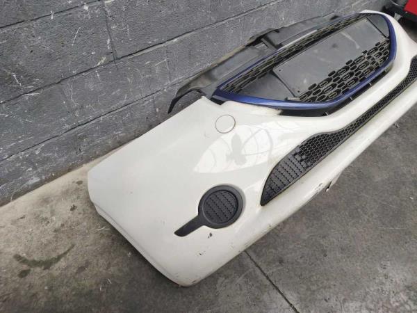 PARE CHOC AVANT PEUGEOT - Vue 2